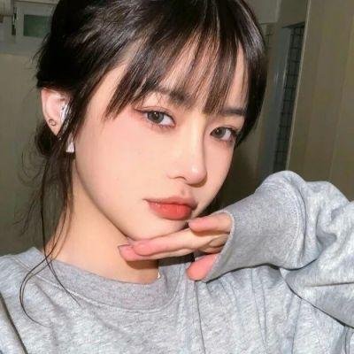 恋综女嘉宾脚踏两条船，网友直呼被耍，深夜持续发酵